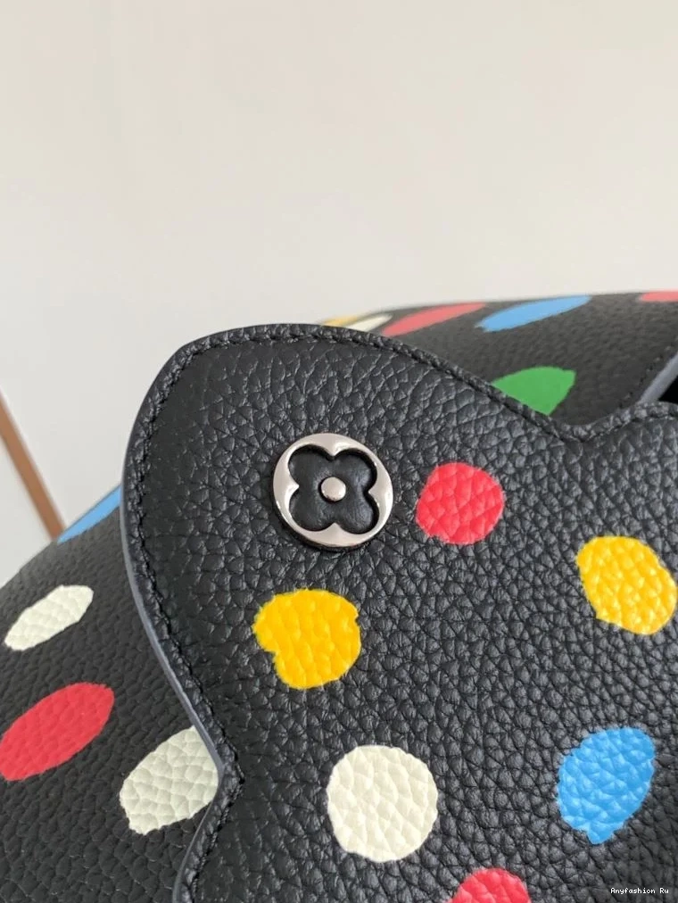 Bags Vuitton Louis 39974 Affordable Capucines BB 0802